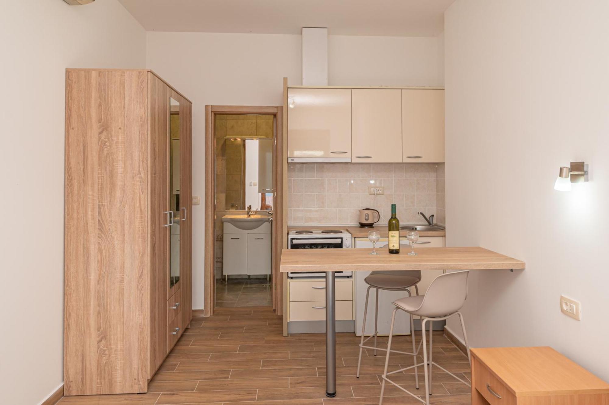 Ferienwohnung Red Hill Kotor Exterior foto